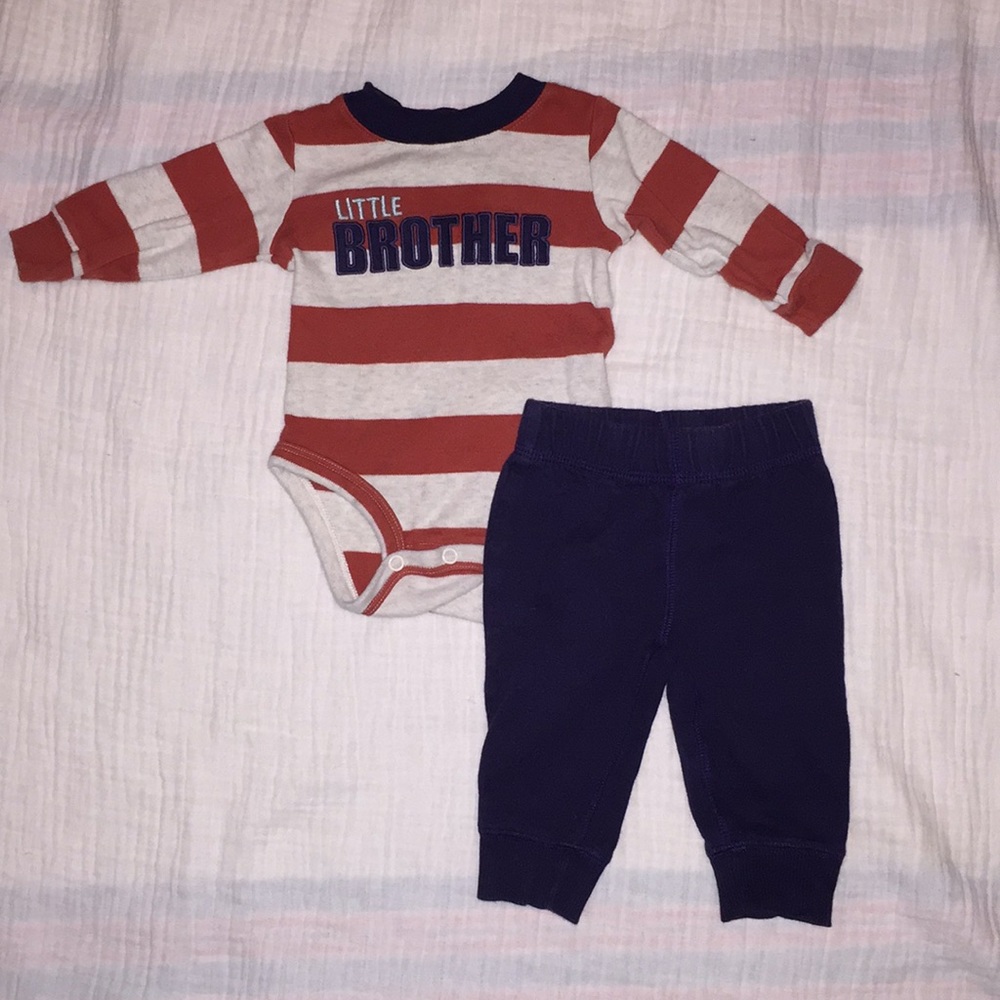 Carters 2 Piece little brother outfit. Size 3 mo